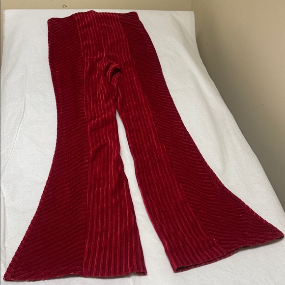 ❣️ FREE PEOPLE PENNY PULL ON VELVET PANT SALSA❣️ - Picture 5 of 15